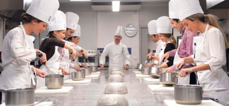 Curso de cocina en el INA Costa Rica