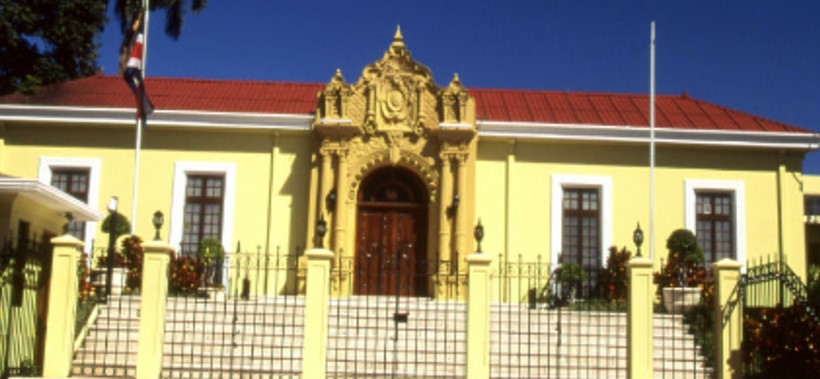 Apostillar documentos en el Ministerio de Relaciones Exteriores y Culto (Casa Amarilla)